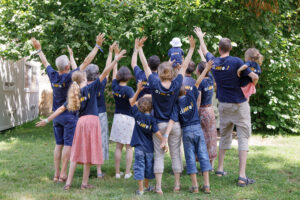 promo couples familles mission église aime joie départ enfants service